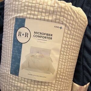 Microfiber Comforter - White
